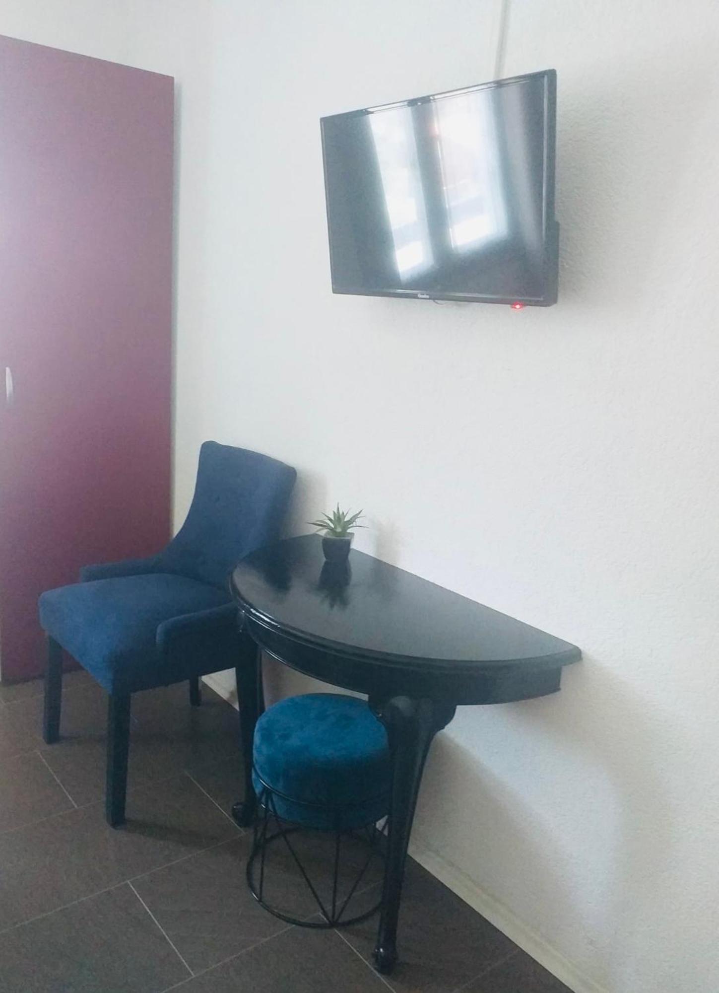 Apartment Bobic Licko Petrovo Selo Esterno foto